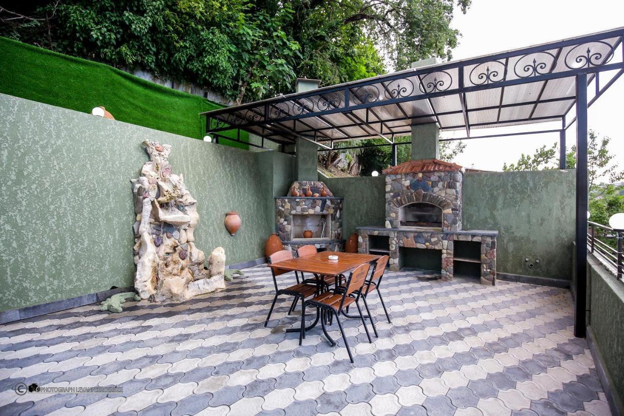 Hotel Balcony Kutaisi Bagian luar foto