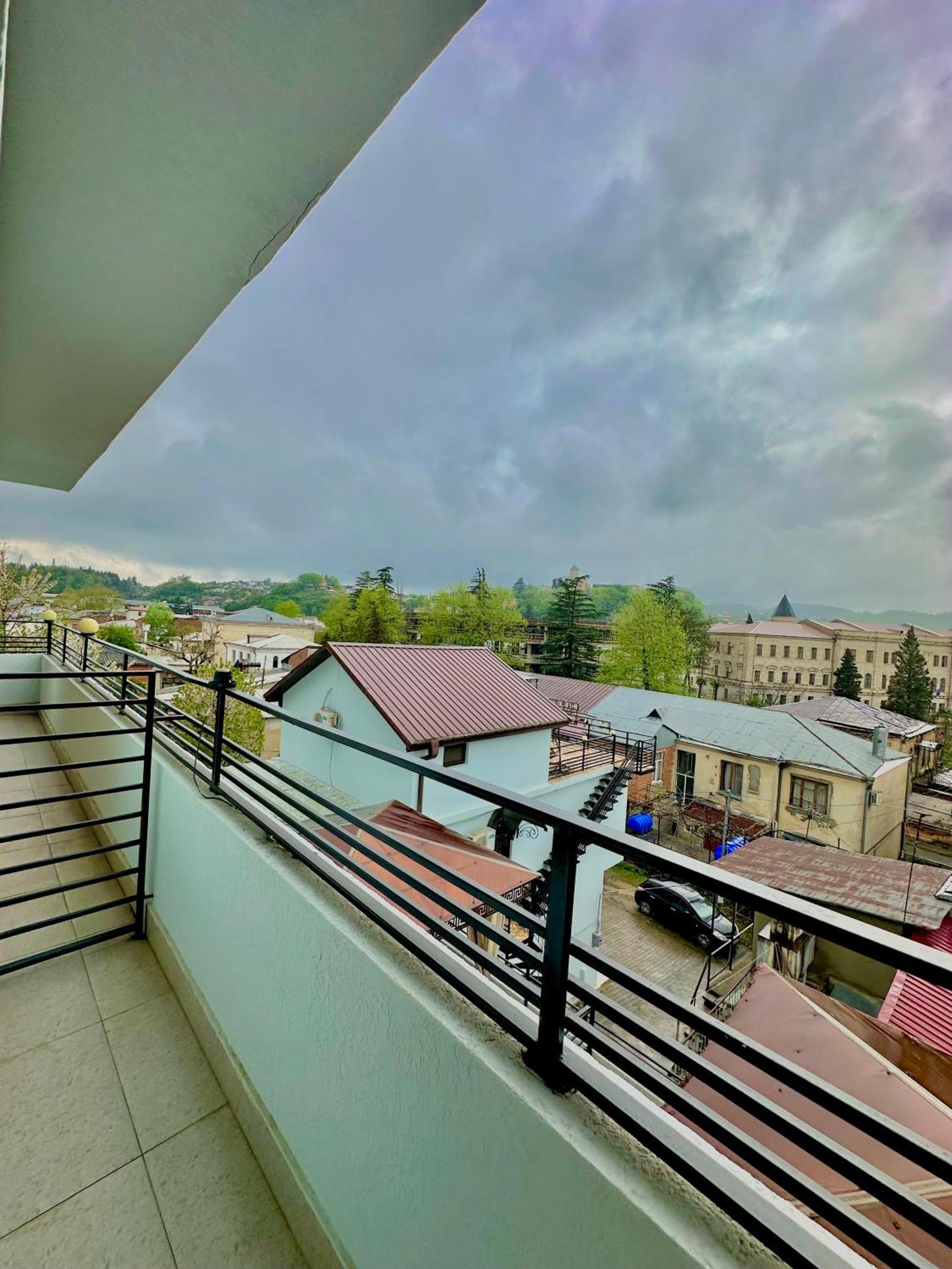 Hotel Balcony Kutaisi Bagian luar foto