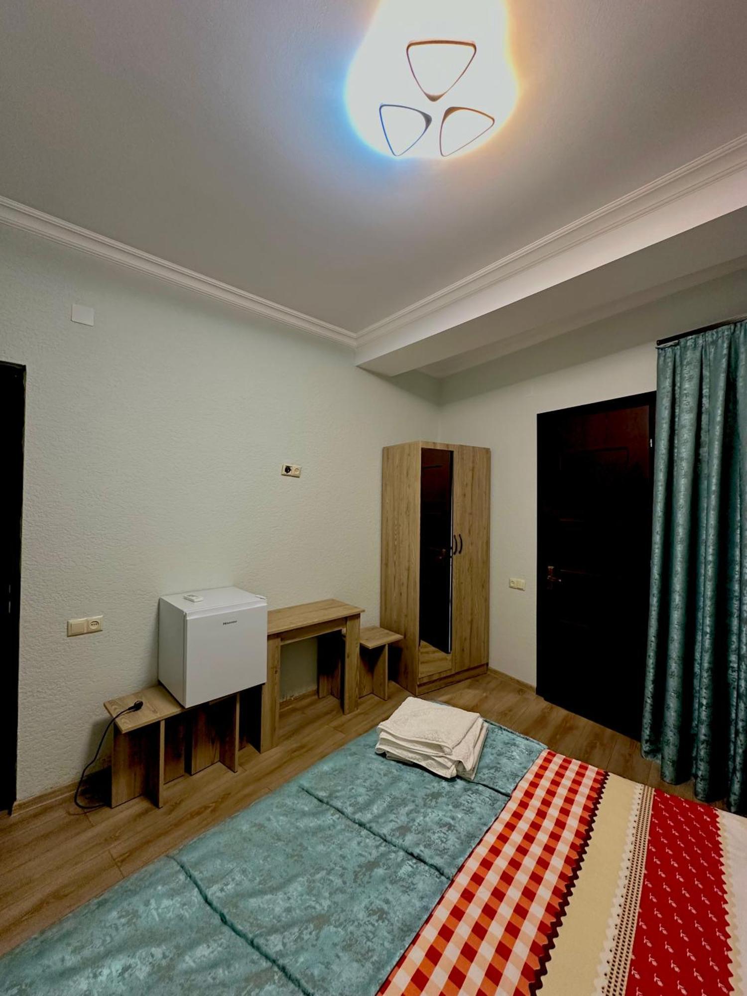 Hotel Balcony Kutaisi Bagian luar foto