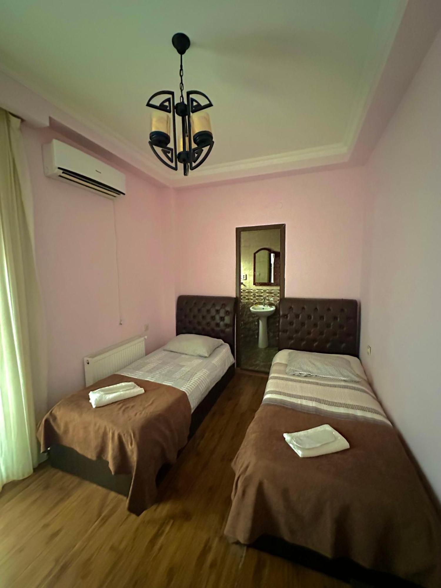 Hotel Balcony Kutaisi Bagian luar foto